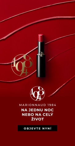 Červená rtěnka Marionnaud 1984 na elegantním červeném pozadí.