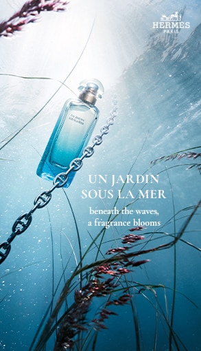 Hermès Un Jardin Sur La Mer parfém v modrém flakonu s vodním motivem