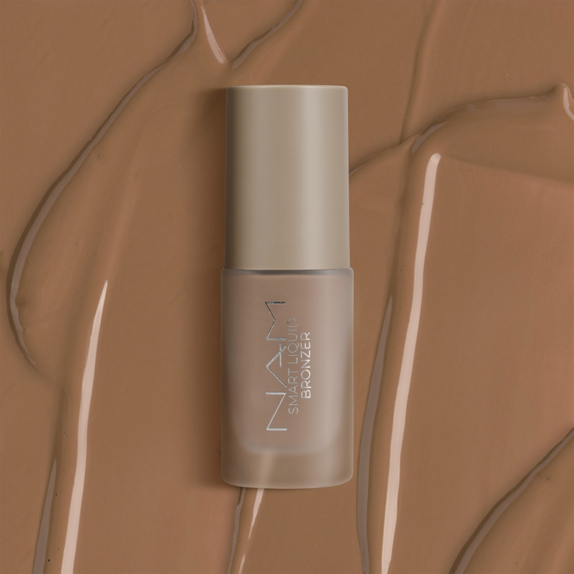 Nam SMART LIQUID BRONZER Tekutý bronzer 1 of 4