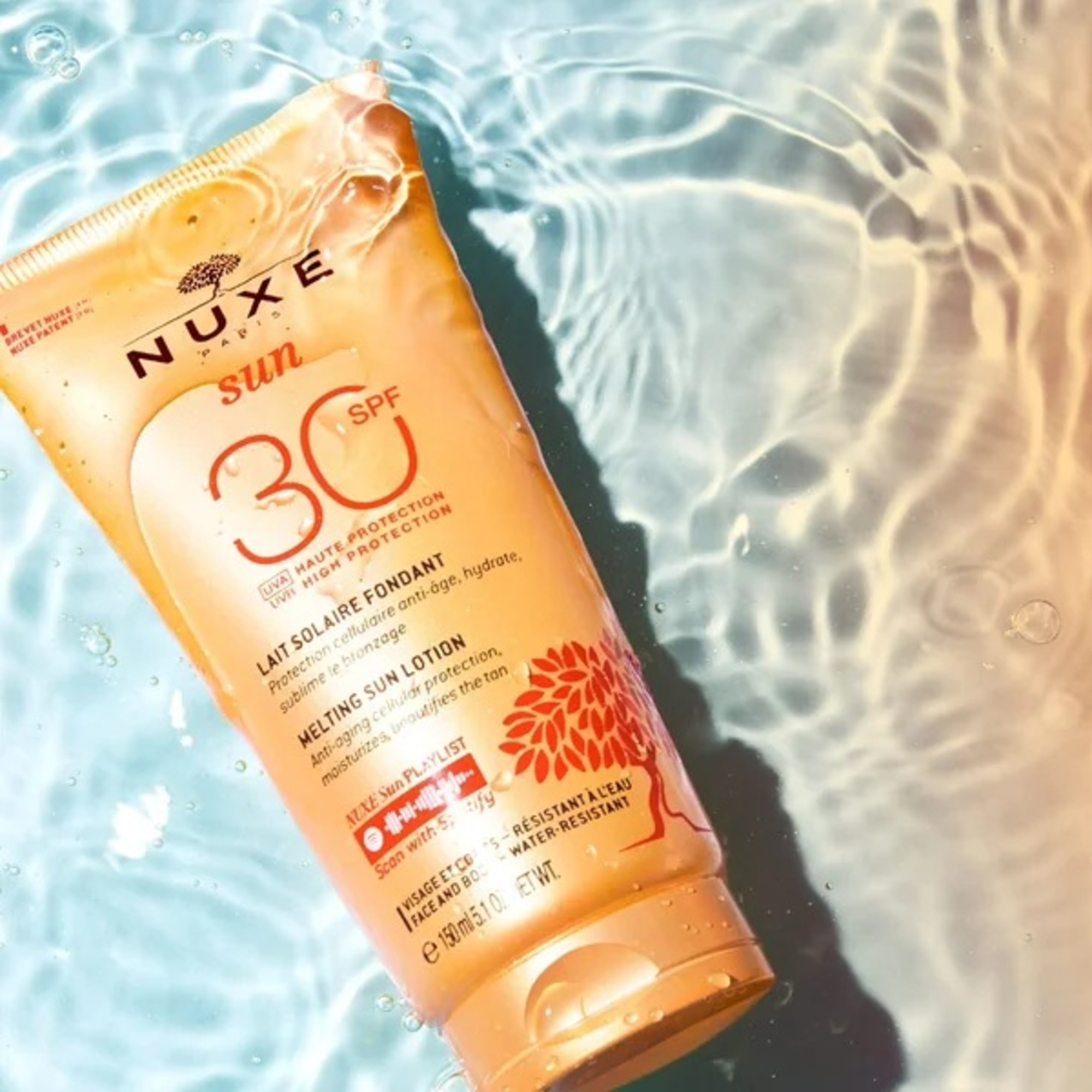 150 ML Nuxe SUN Tající opalovací mléko na tělo s vysokou ochranou SPF 30  2 of 3 Tající opalovací mléko na tělo s vysokou ochranou SPF 30