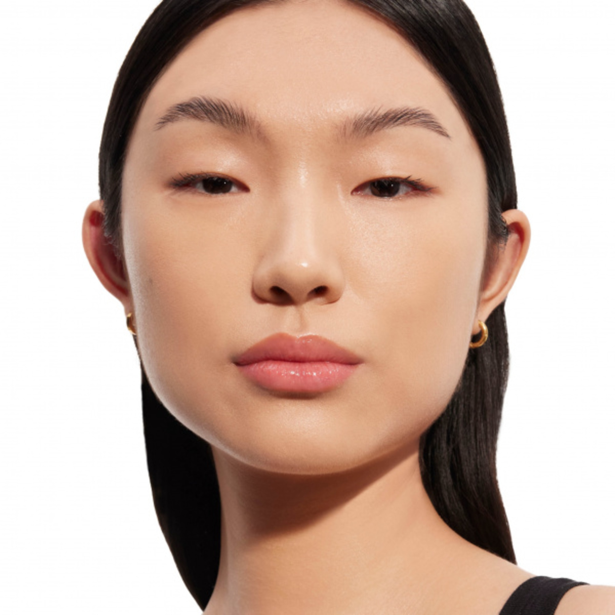 Dlouhotrvající rozjasňující make-up