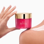 200 ML Carolina Herrera LA BOMBA Tělový krém 2 of 4 Tělový krém