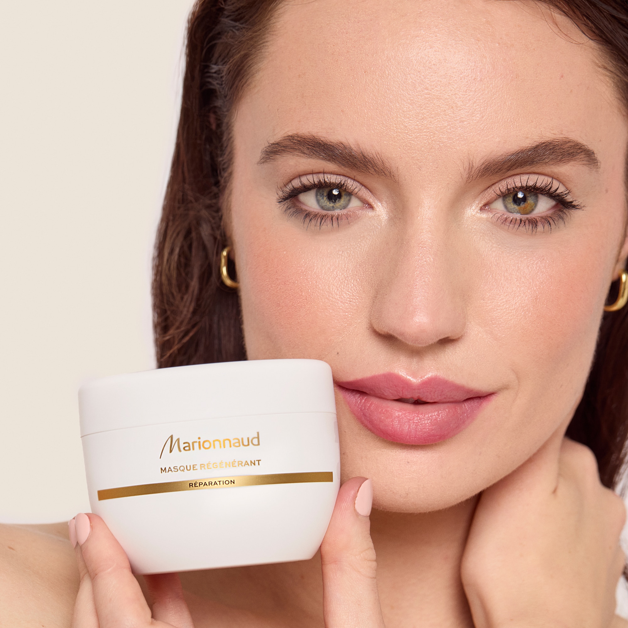 250 ML Marionnaud Premium Hair Care HAIRCARE Maska s intenzivním regeneračním účinkem 1 of 7