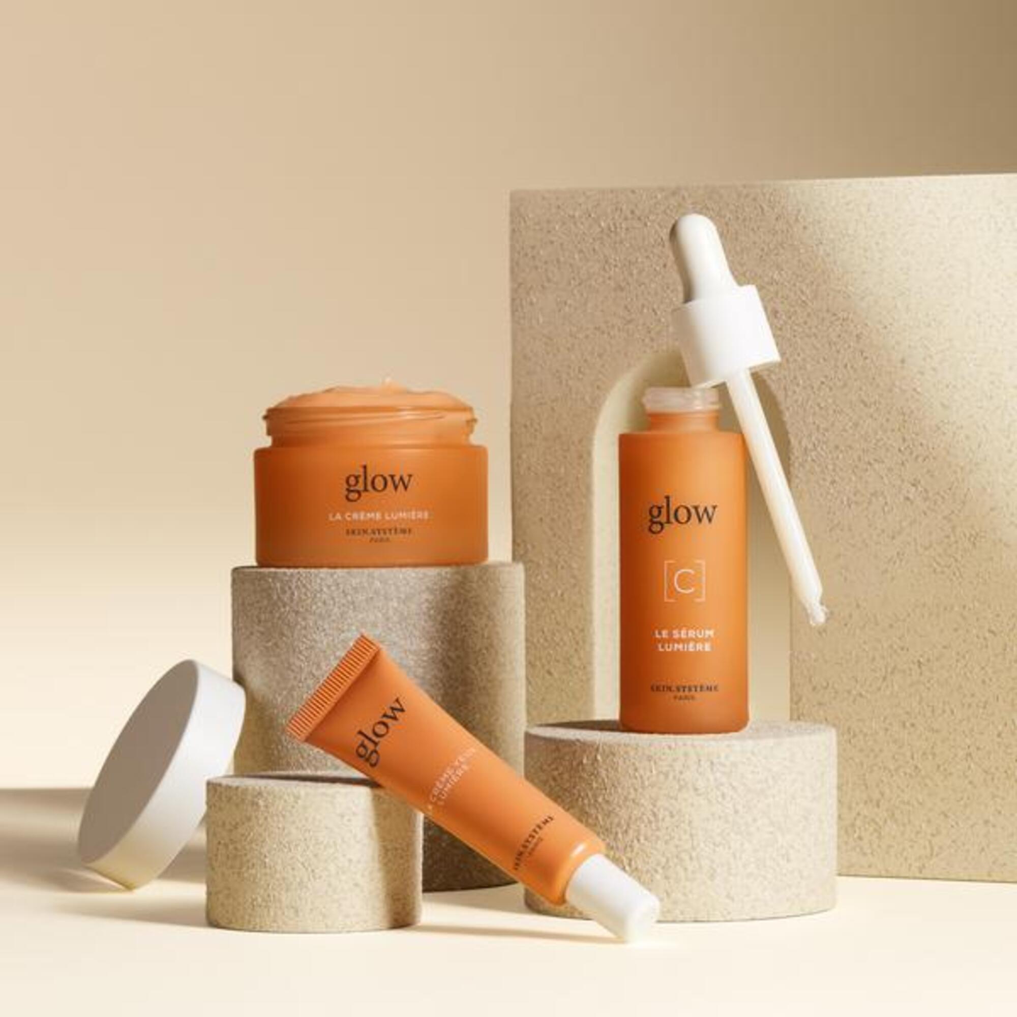 Rozjasňující oční krém