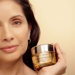 50 ML Estée Lauder REVITALIZING SUPREME + YOUTH REVEALING CREAM SPF25 Pleťový krém  3 of 3 Pleťový krém