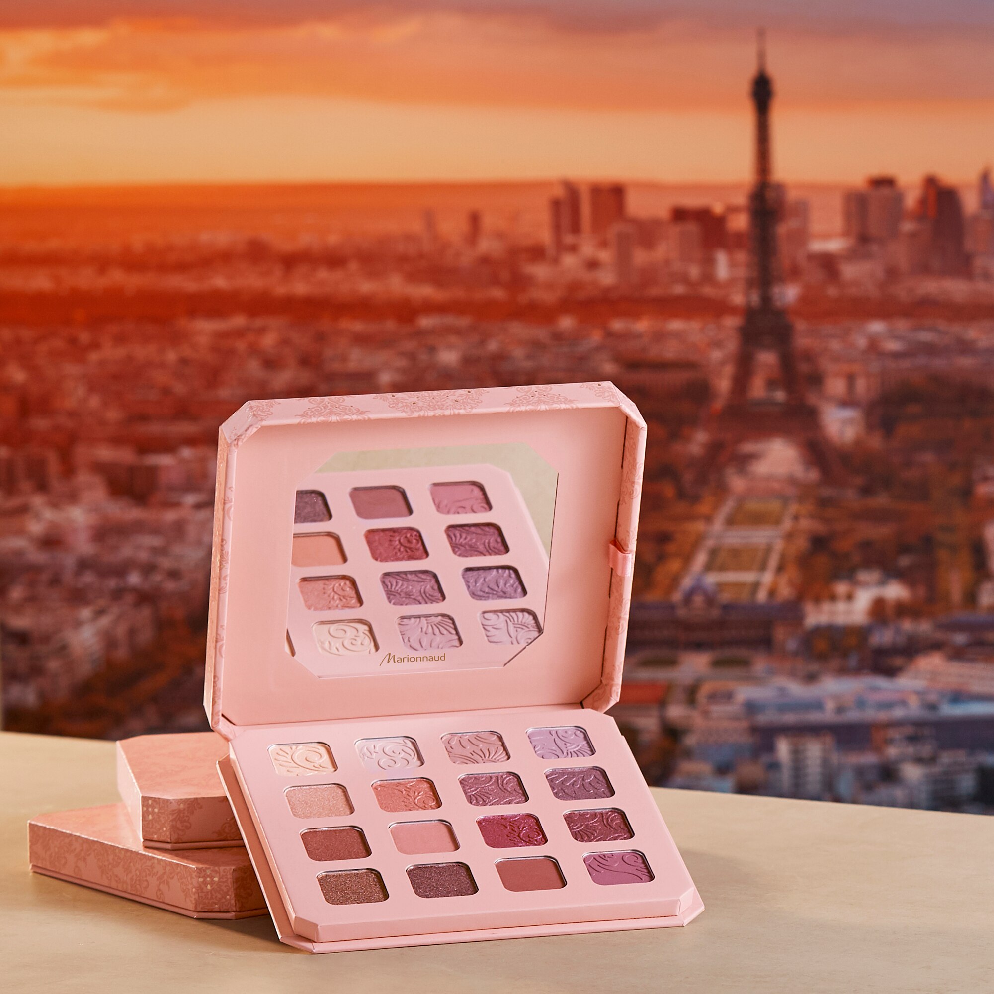 Paletka očních stínů