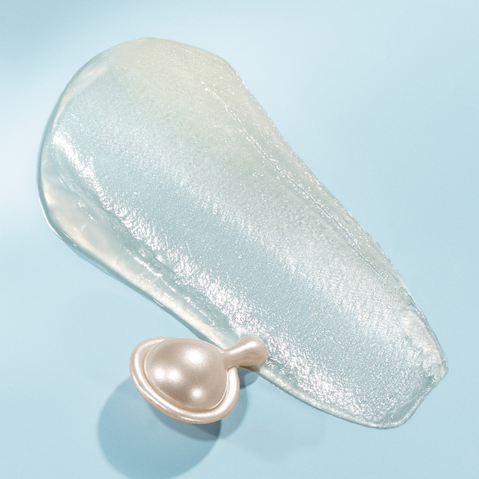 60 KS Elizabeth Arden HYALURONIC ACID + PEPTIDES CERAMIDE CAPSULES HYDRA-PLUMPING SERUM Sérum 1 of 5