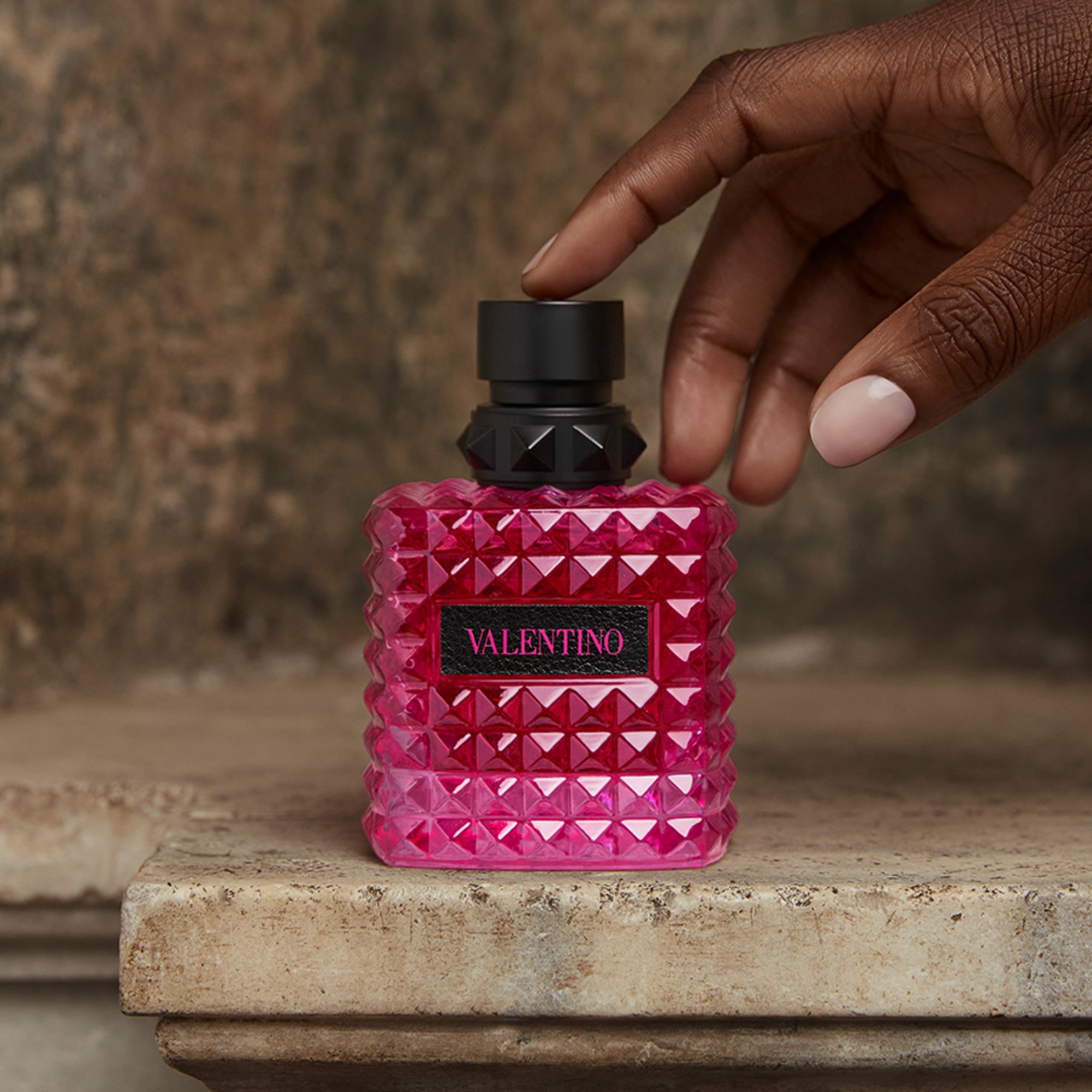 100 ML VALENTINO BORN IN ROMA EXTRADOSE DONNA Parfémovaná voda  1 of 8 