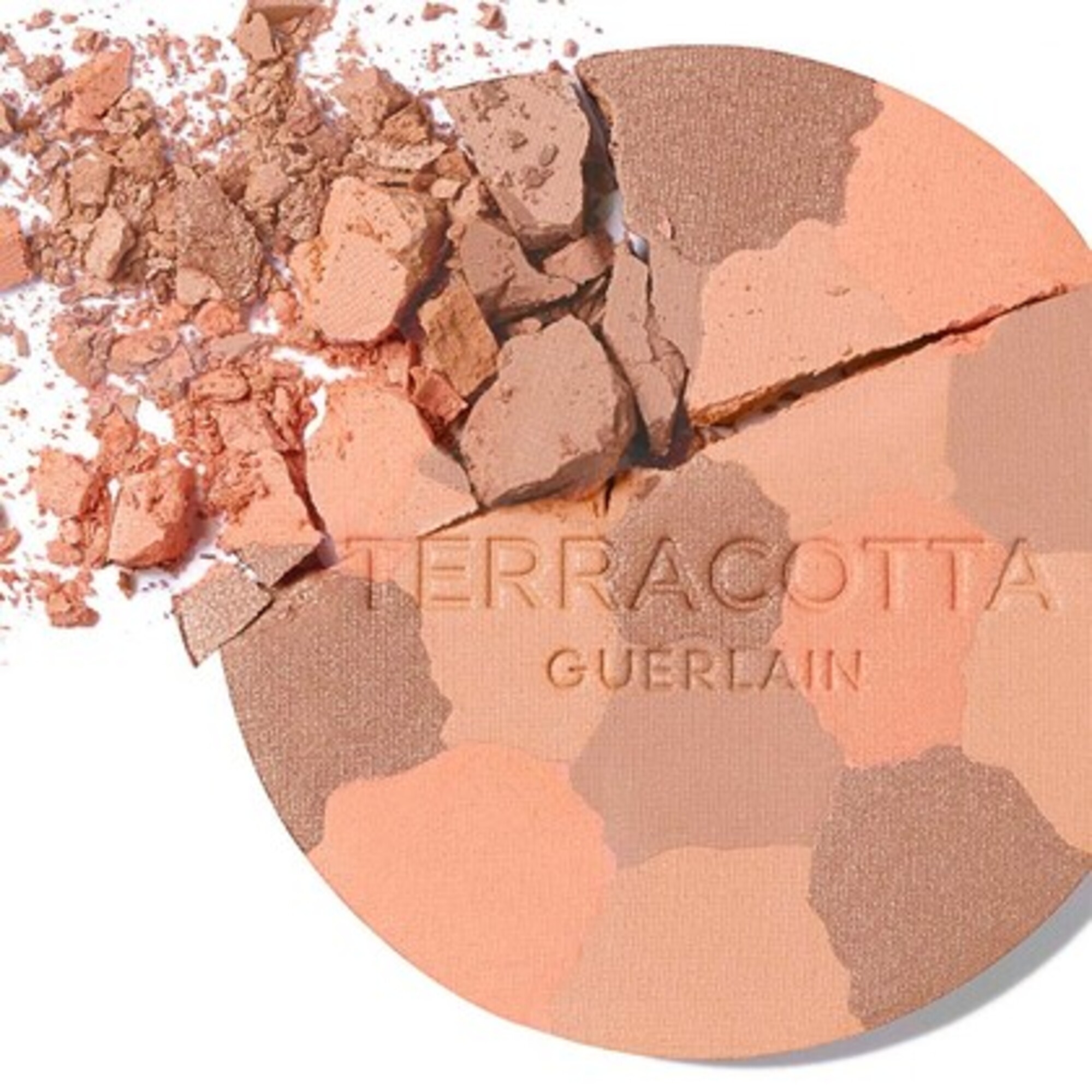 Bronzer s ultra lehkou texturou