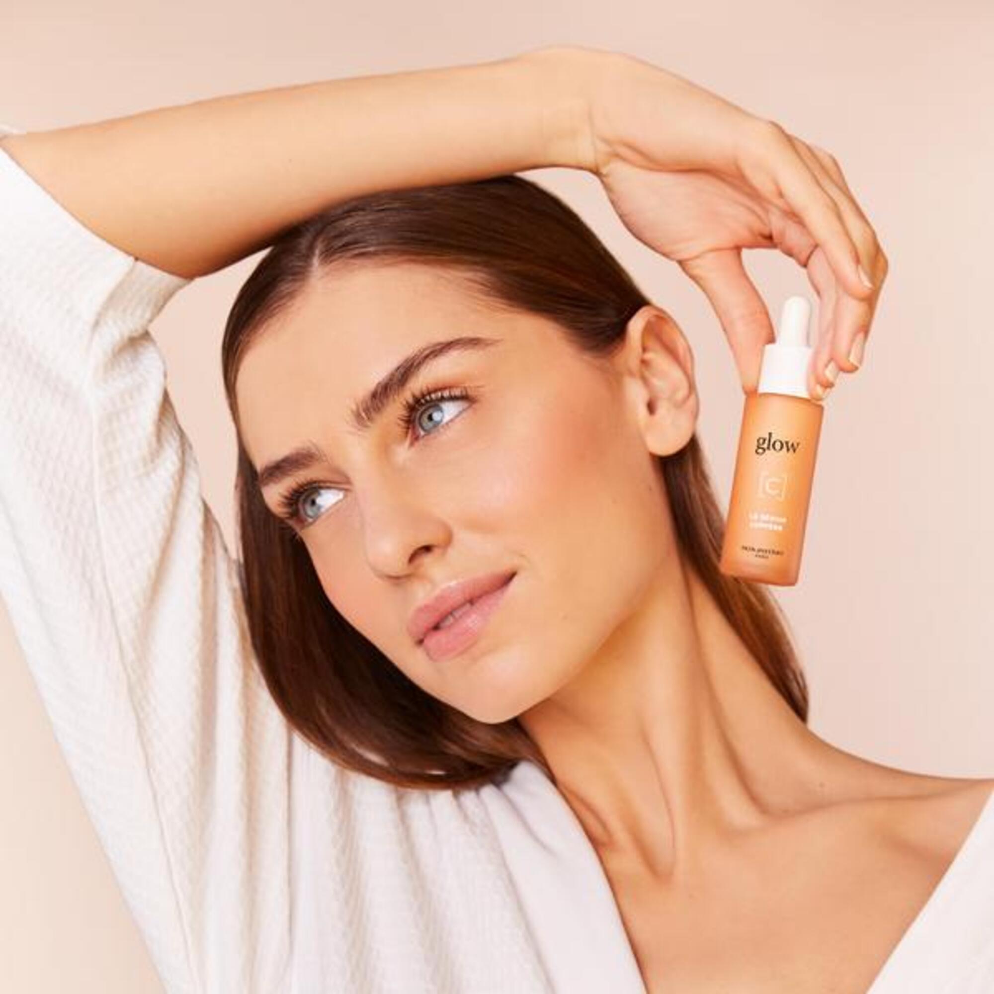 Rozjasňující sérum