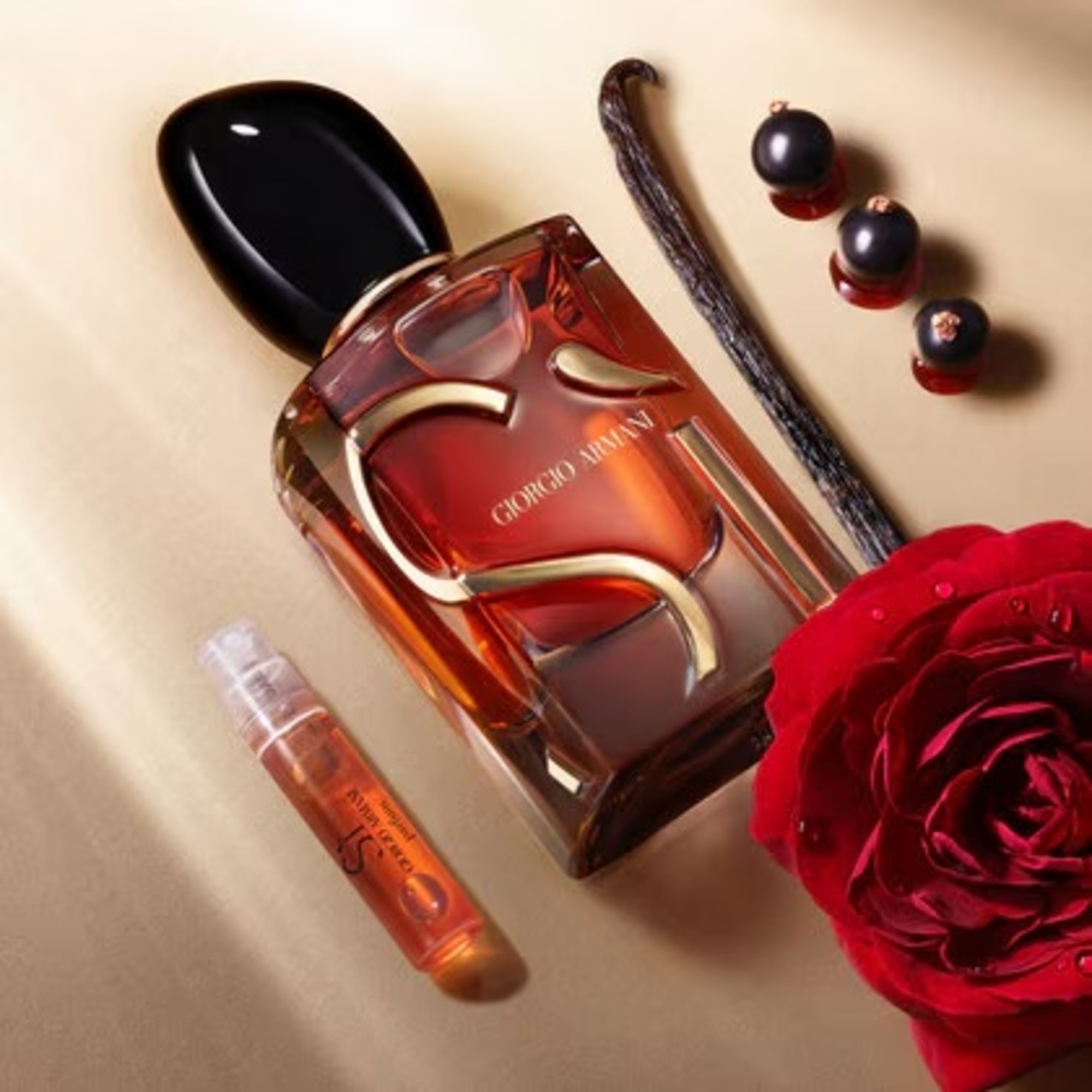 50 ML Armani SÌ PARFUM Parfém  1 of 6 