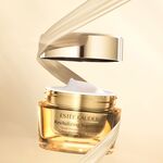 50 ML Estée Lauder REVITALIZING SUPREME + YOUTH REVEALING CREAM SPF25 Pleťový krém  2 of 3 Pleťový krém