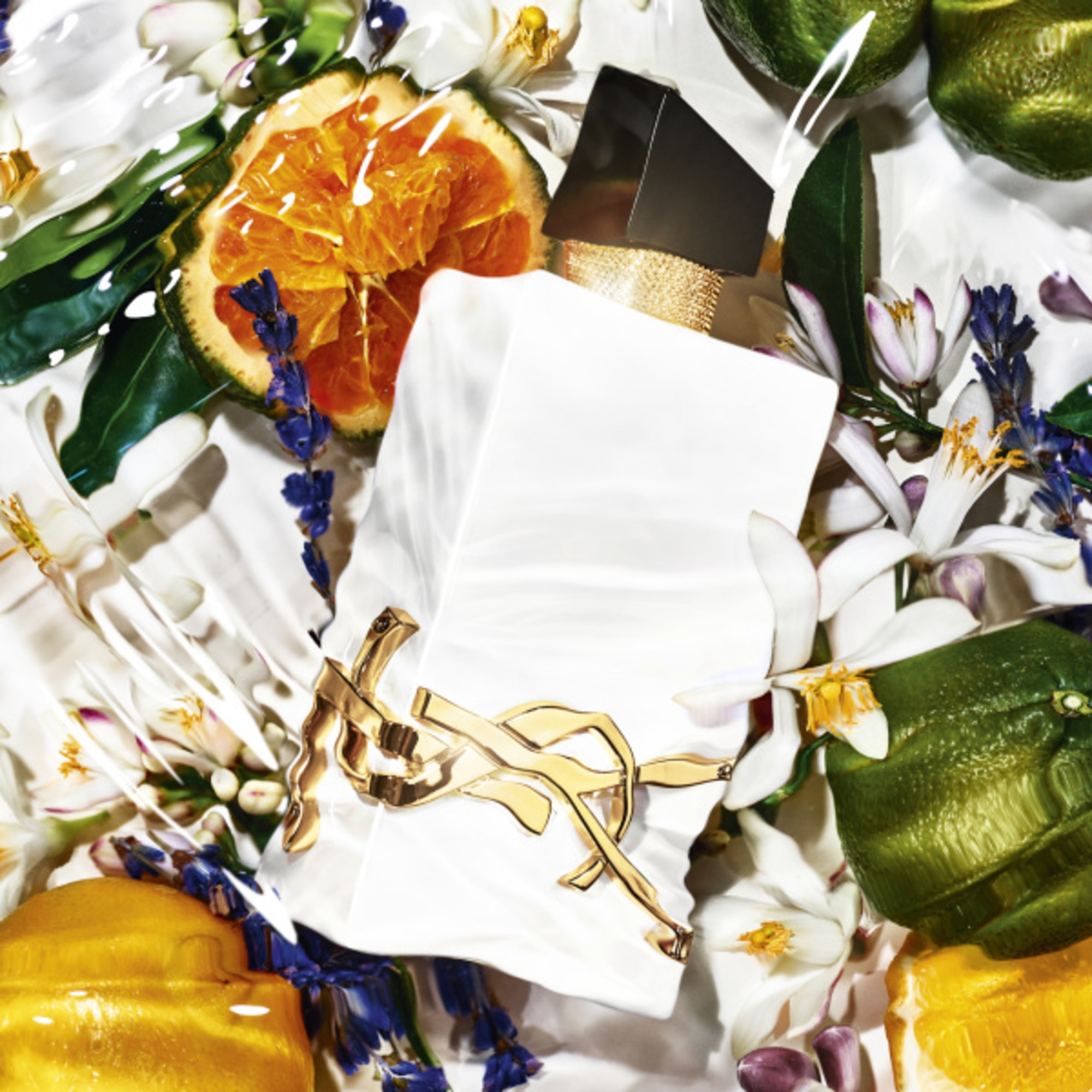 Parfémovaná voda bez alkoholu