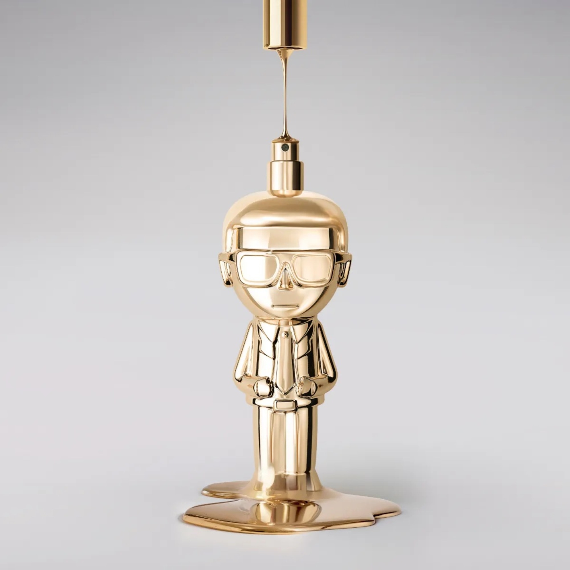 100 ML Karl Lagerfeld IKONIK ABSOLU Parfémovaná voda  1 of 3 