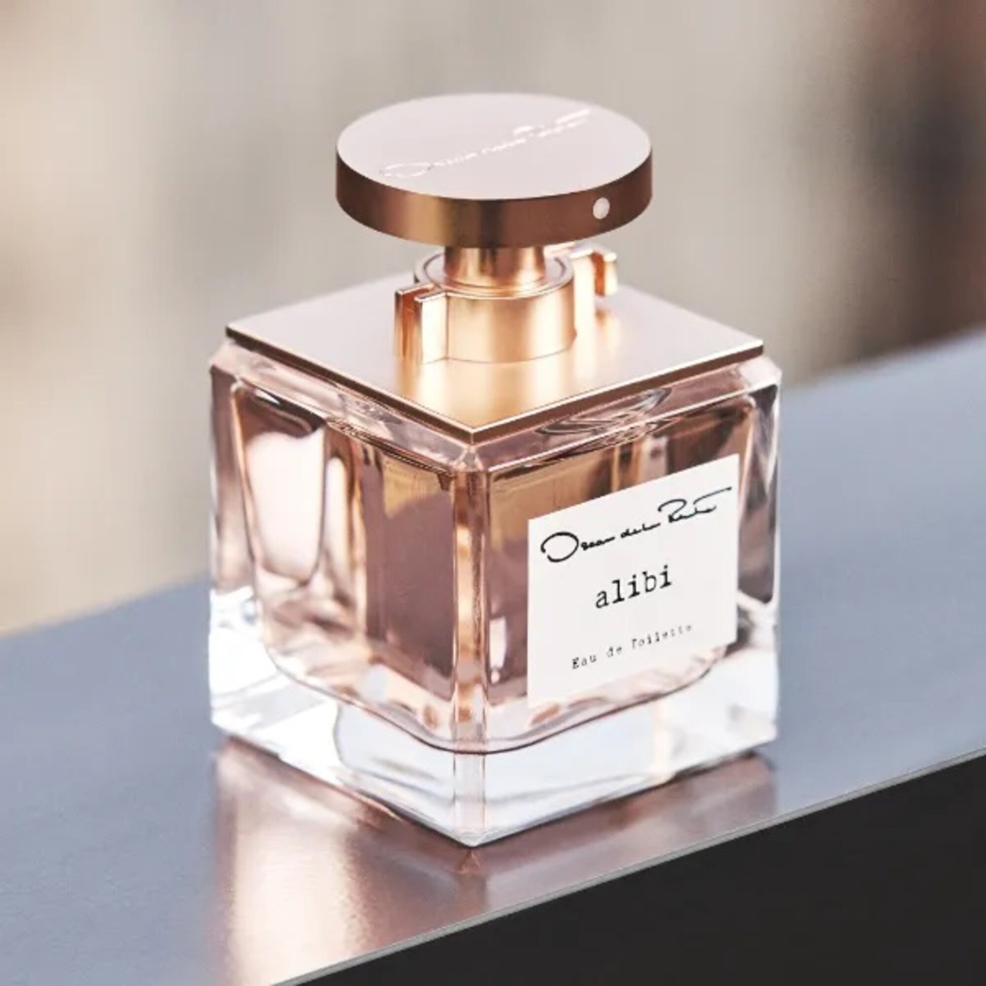 10 ML OSCAR DE LA RENTA ALIBI Toaletní voda pro ženy  1 of 3 