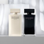 30 ML NARCISO RODRIGUEZ FOR HER PURE MUSC BLANC INTENSE Parfémovaná voda 2 of 5 Parfémovaná voda