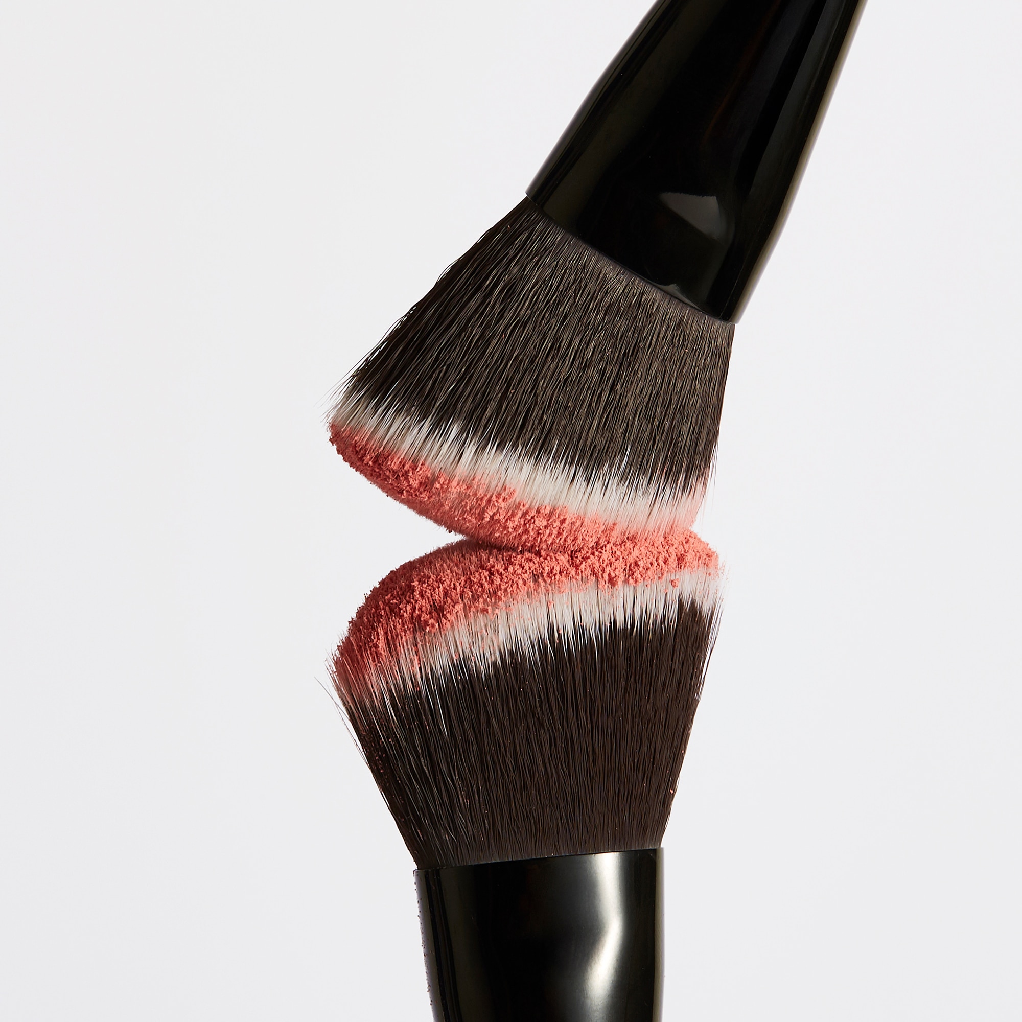 Štětec na tvářenku a bronzer