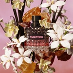 30 ML VALENTINO BORN IN ROMA INTENSE DONNA Parfémovaná voda pro ženy  2 of 8 Parfémovaná voda pro ženy