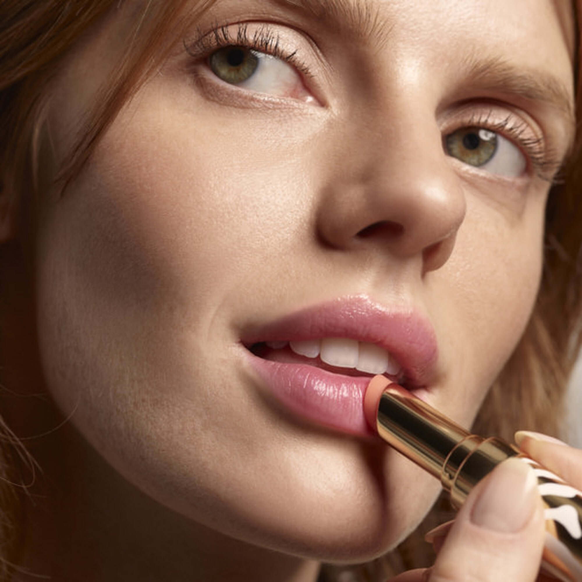 Hydratační a vyživující balzám na rty