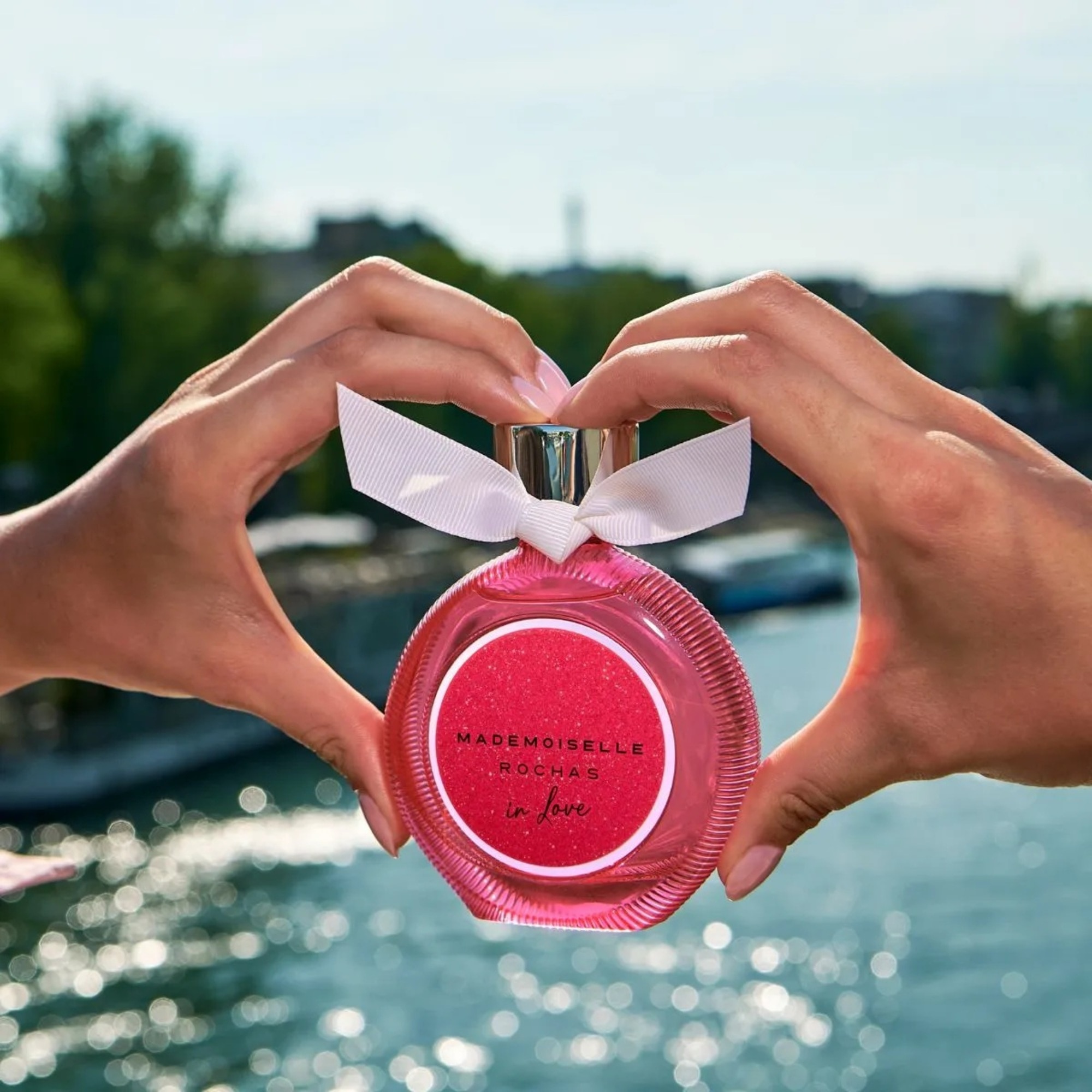 50 ML Rochas ROCHAS MADEMOISELLE IN LOVE Parfémovaná voda  1 of 5 