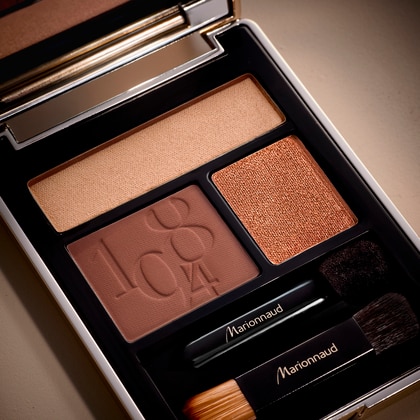 Paletka očních stínů