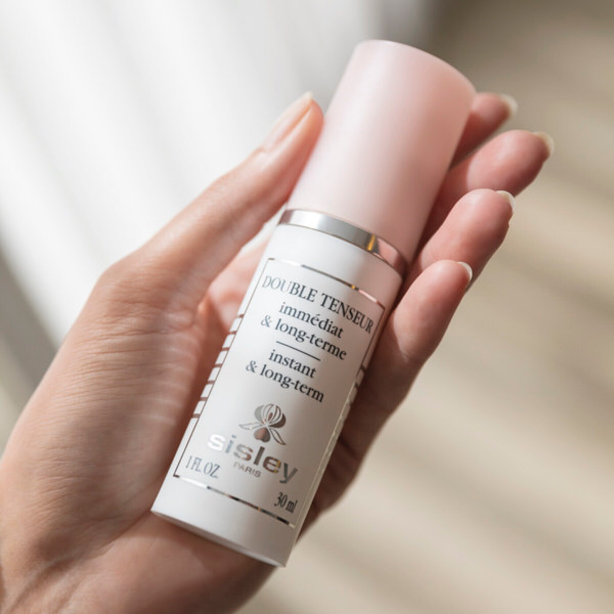 Okamžitá a dlouhodobá vypínací péče o pleť