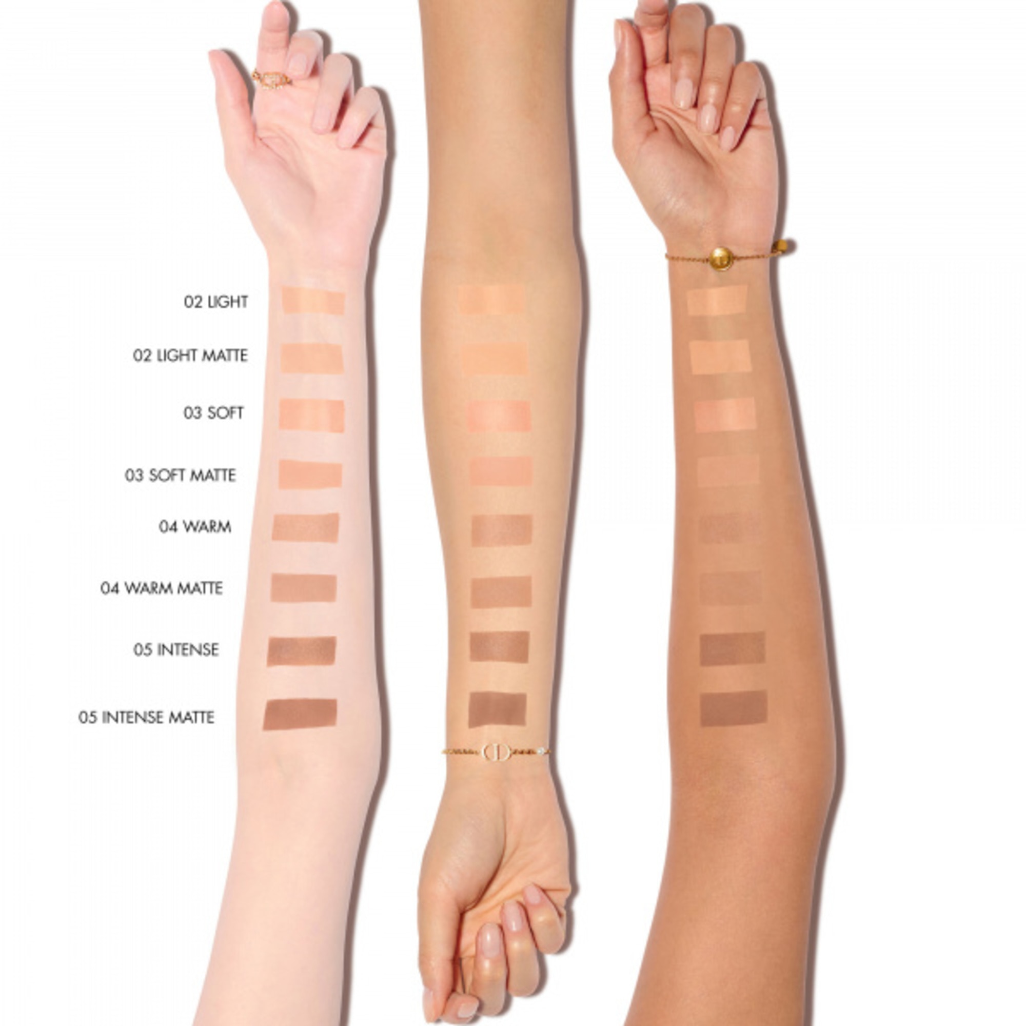 Dior FOREVER NUDE BRONZER VELVET Bronzer s matným finišem 1 of 5