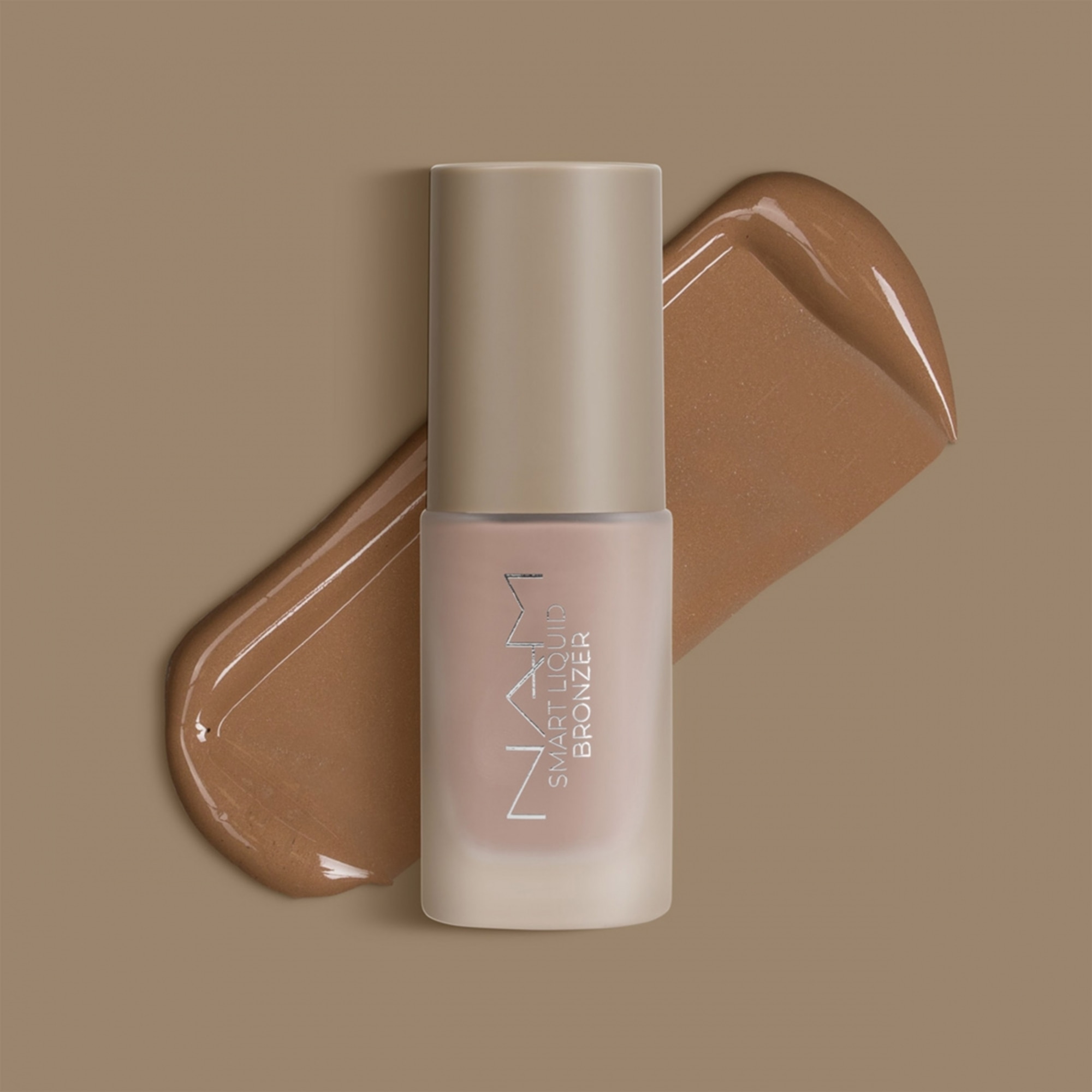 Nam SMART LIQUID BRONZER Tekutý bronzer 1 of 4