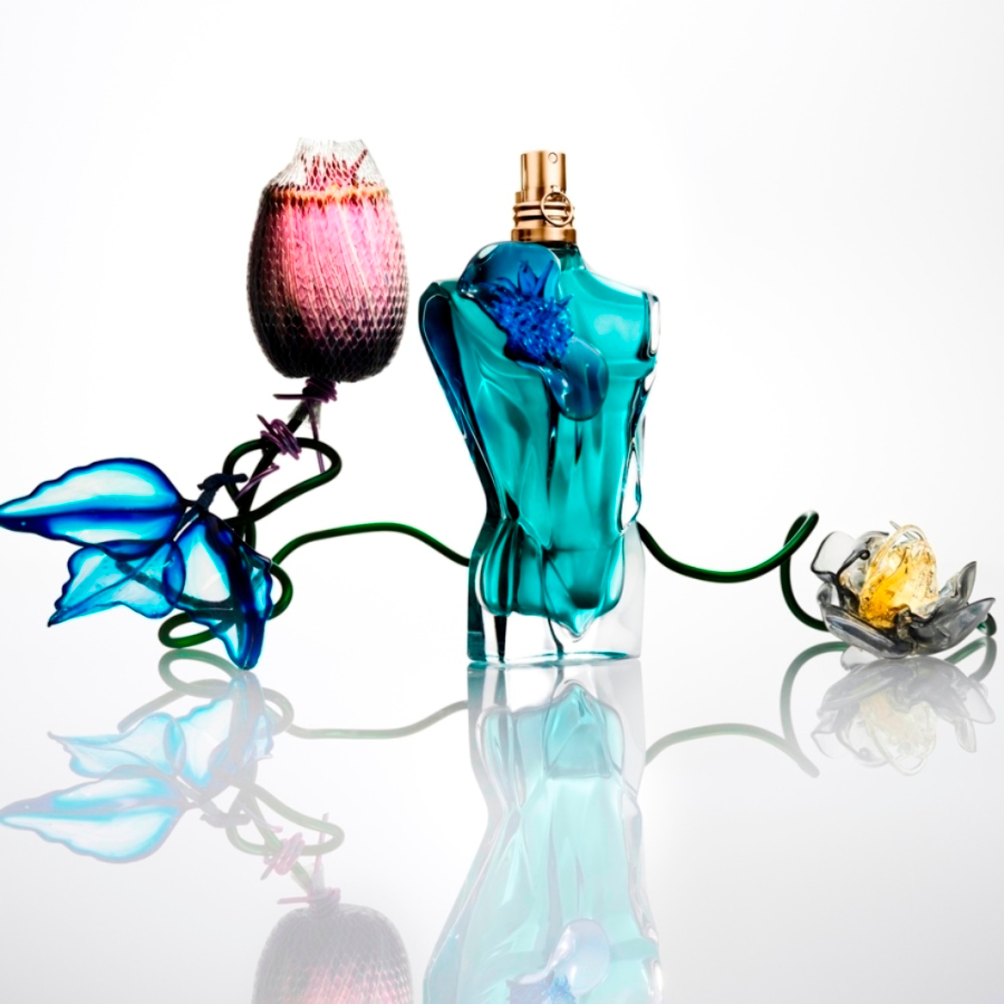 125 ML Jean Paul Gaultier LE BEAU FLOWER EDITION Parfémovaná voda 1 of 6
