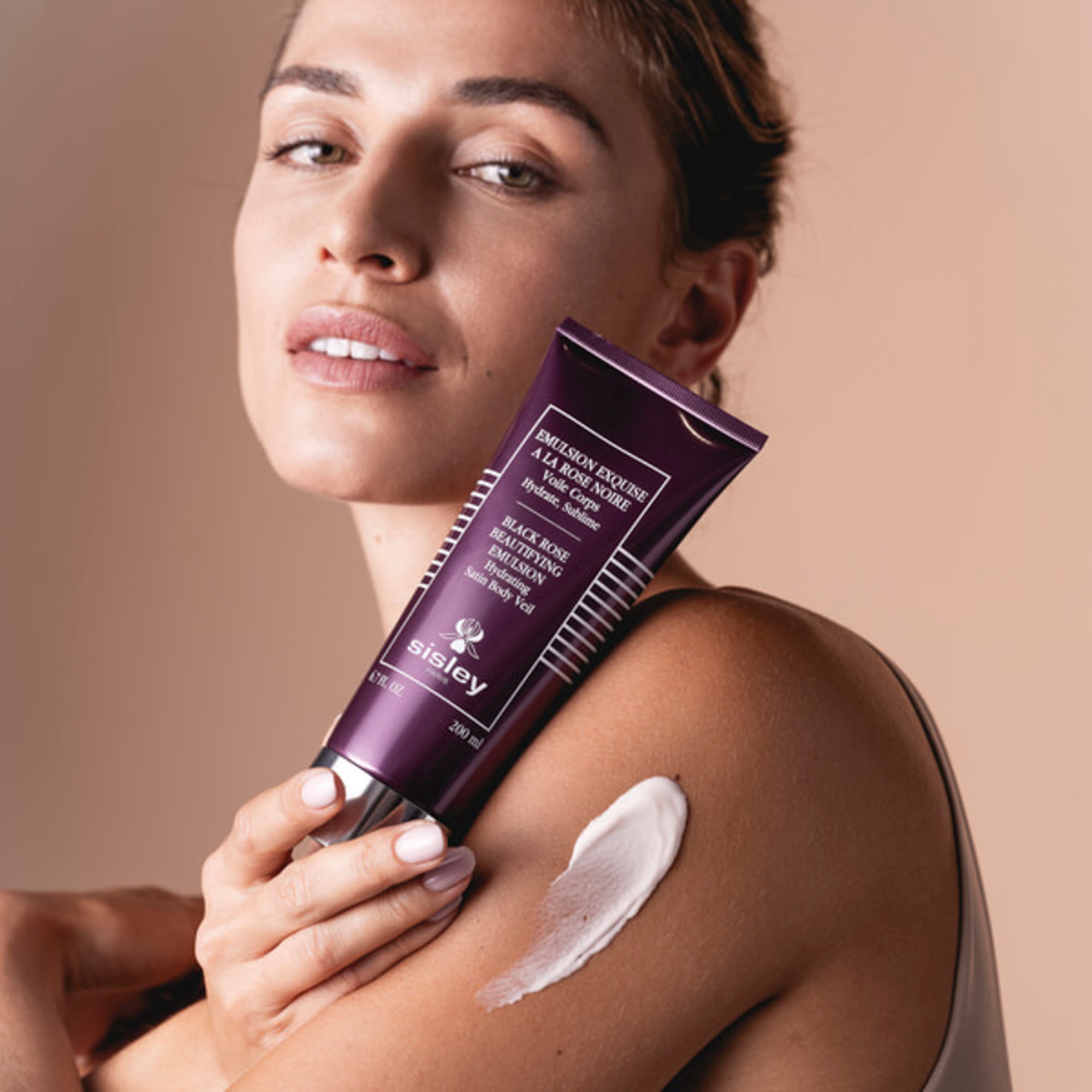 Vysoce hydratační a zkrášlující péče o tělo