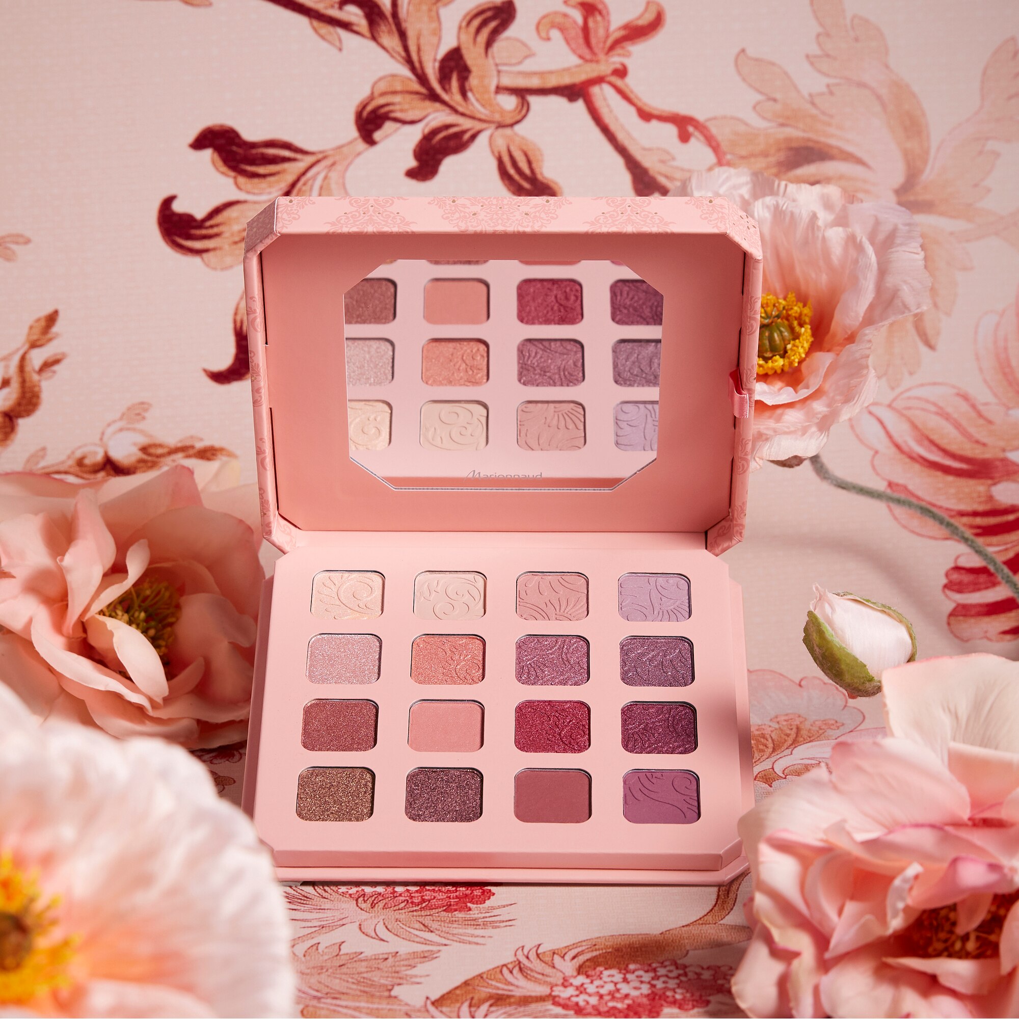 Paletka očních stínů