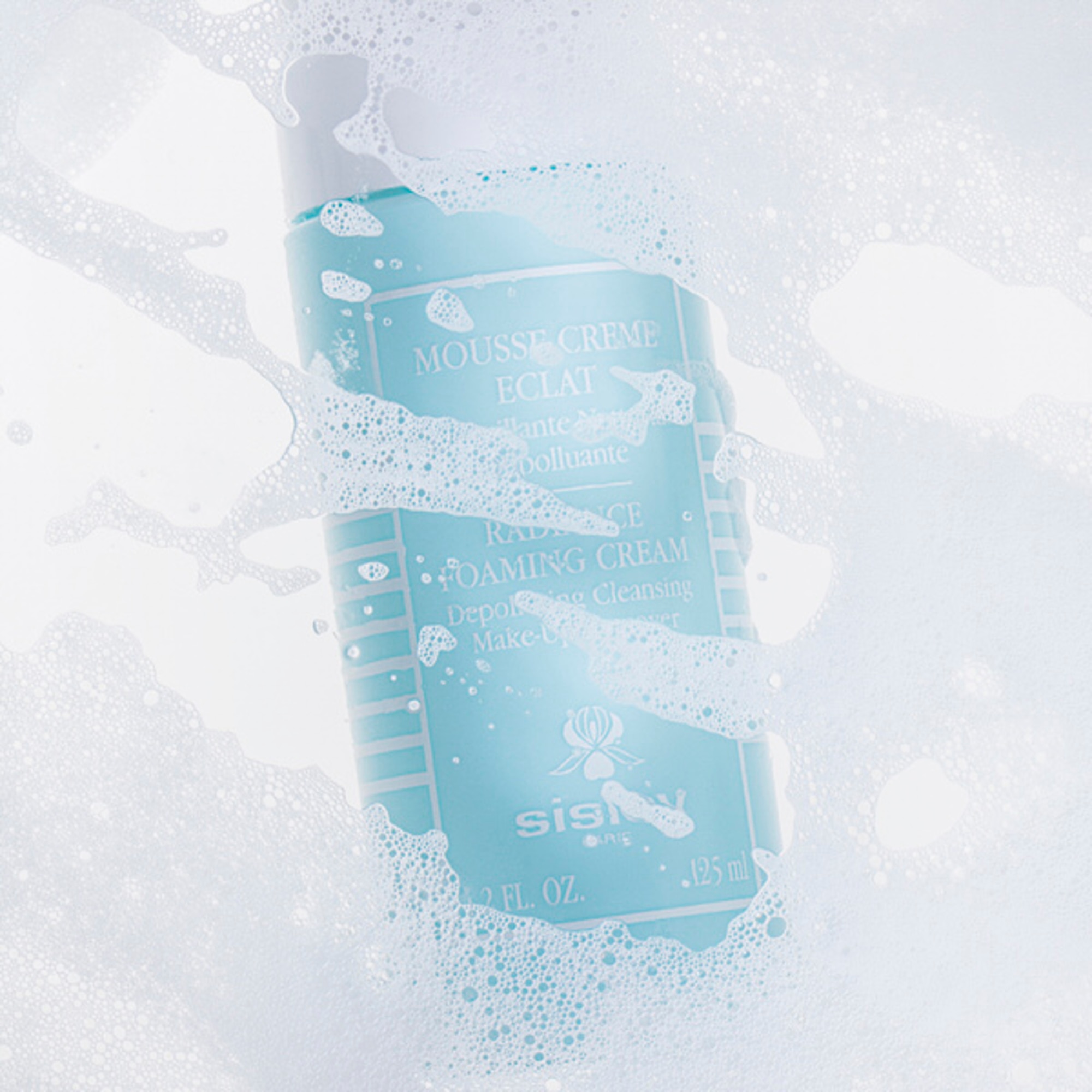 Odličovací čistící pěna