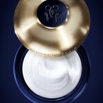 30 ML GUERLAIN ORCHIDÉE IMPÉRIALE THE CREAM Krém proti stárnutí pleti 3 of 3 Krém proti stárnutí pleti