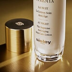 140 ML Sisley SUPREMŸA AT NIGHT THE SUPREME ANTI-AGE SKINCARE LOTION Přípravná noční péče proti vráskám 4 of 8 Přípravná noční péče proti vráskám