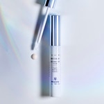 7 ML Sisley PHYTO-BLANC TARGETED DARK SPOT CORRECTOR Korektor  2 of 6 Korektor