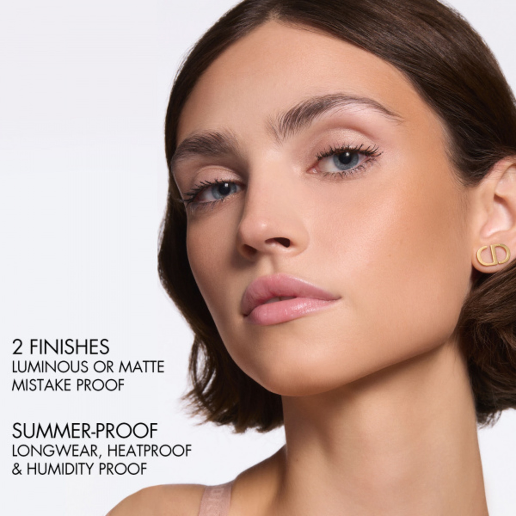 Dior FOREVER NUDE BRONZER VELVET Bronzer s matným finišem 1 of 5