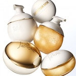 200 ML Dior J’ADORE LES ADORABLES Třpytivý tělový olej 4 of 4 Třpytivý tělový olej