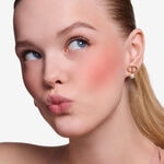  Dior DIOR FOREVER BLUSH SOFT FILTER Tekutá tvářenka  3 of 6 Tekutá tvářenka