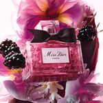 35 ML Dior MISS DIOR ESSENCE DE PARFUM Parfémovaná voda 2 of 5 Parfémovaná voda