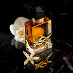 30 ML Yves Saint Laurent LIBRE INTENSE Parfémovaná voda pro ženy  2 of 3 Parfémovaná voda pro ženy
