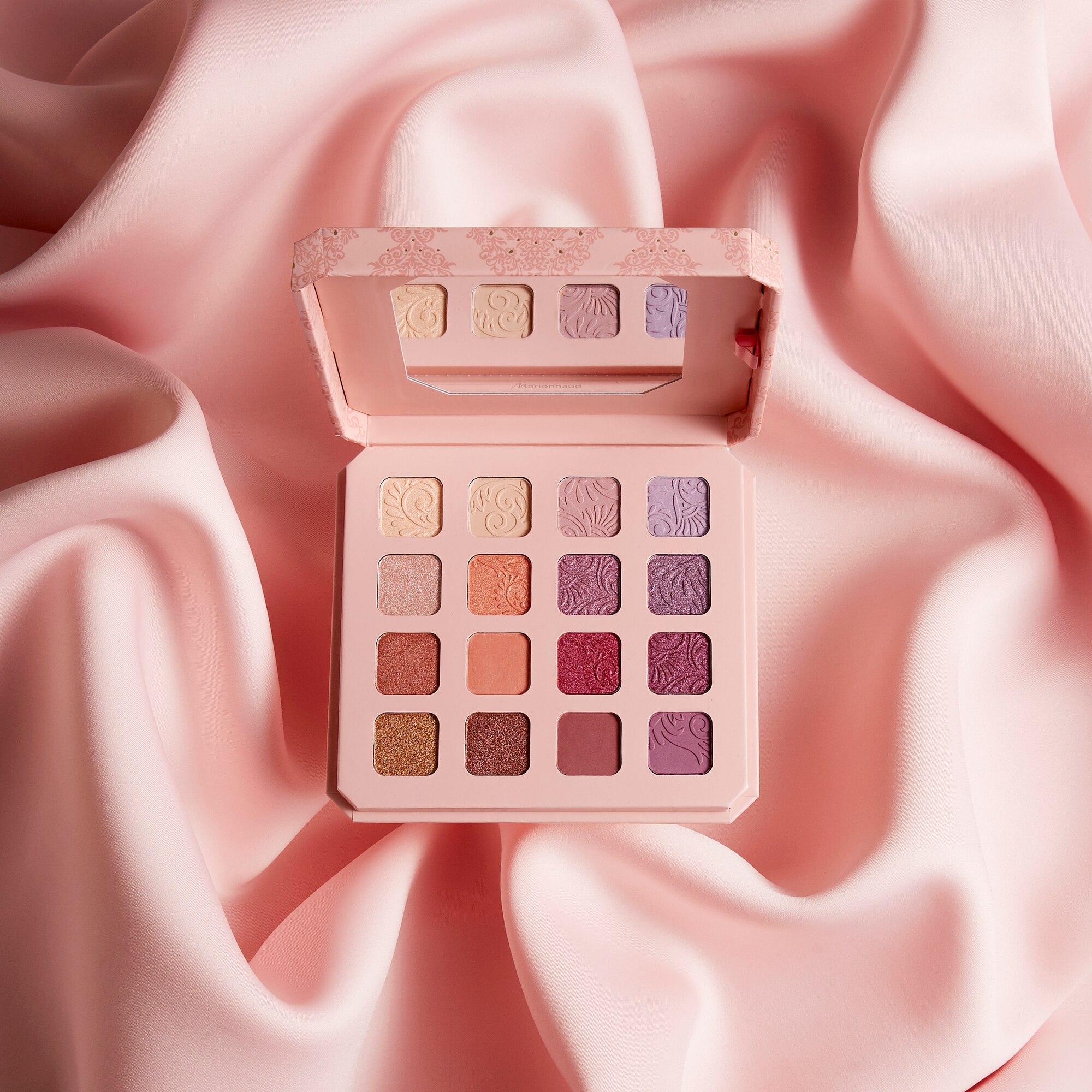 Paletka očních stínů