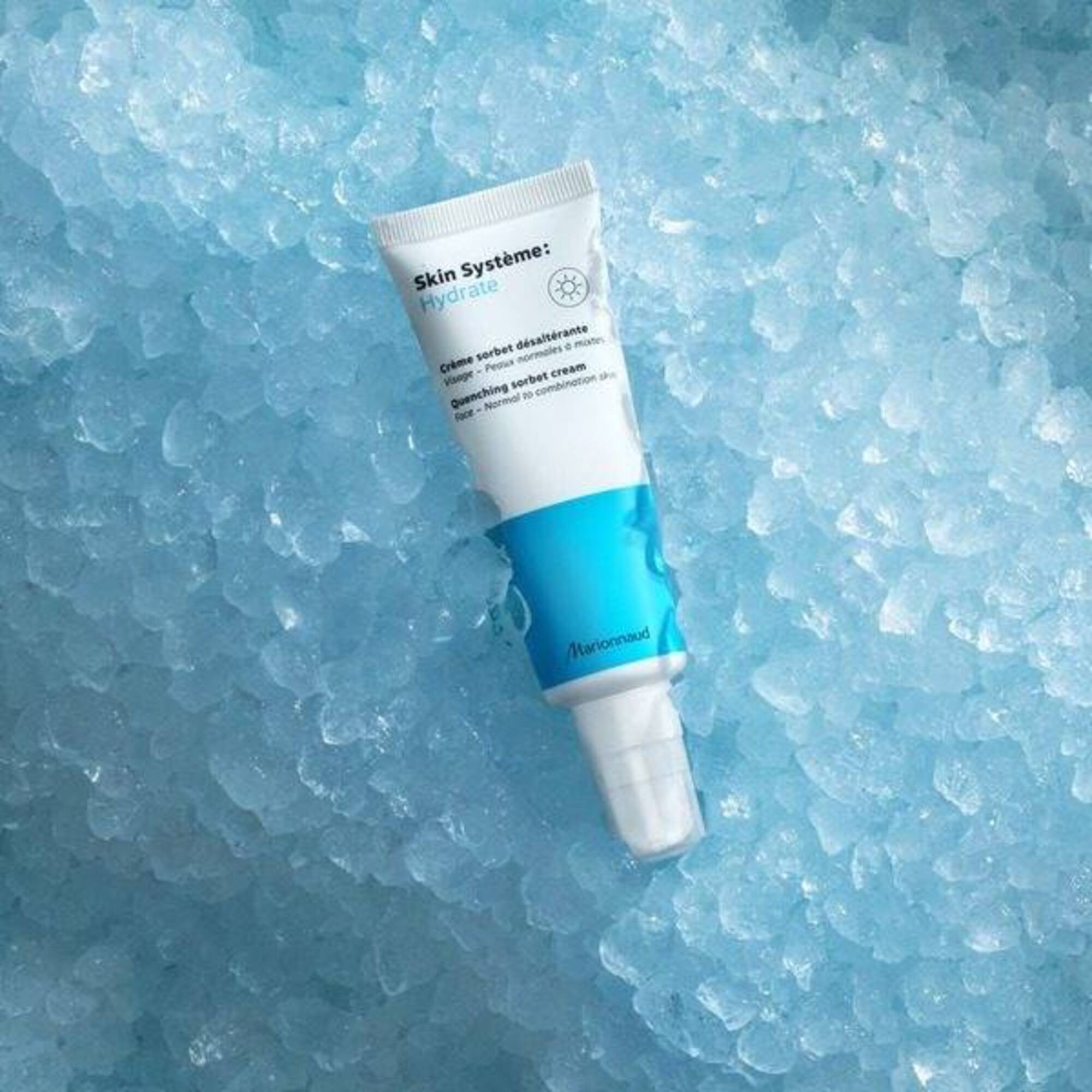 Lehký hydratační fluid