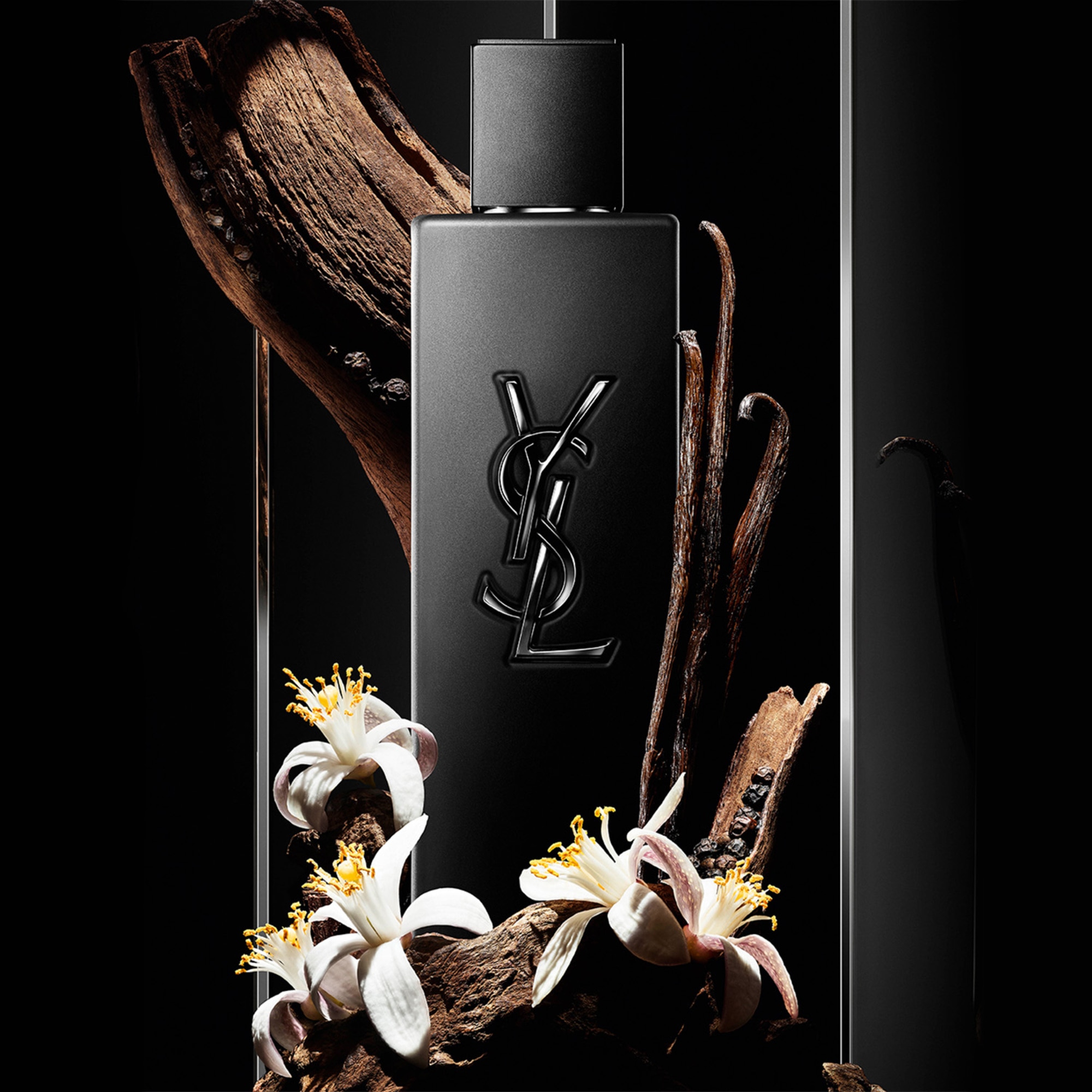 100 ML Yves Saint Laurent MYSLF LE PARFUM Parfém pro muže 1 of 4