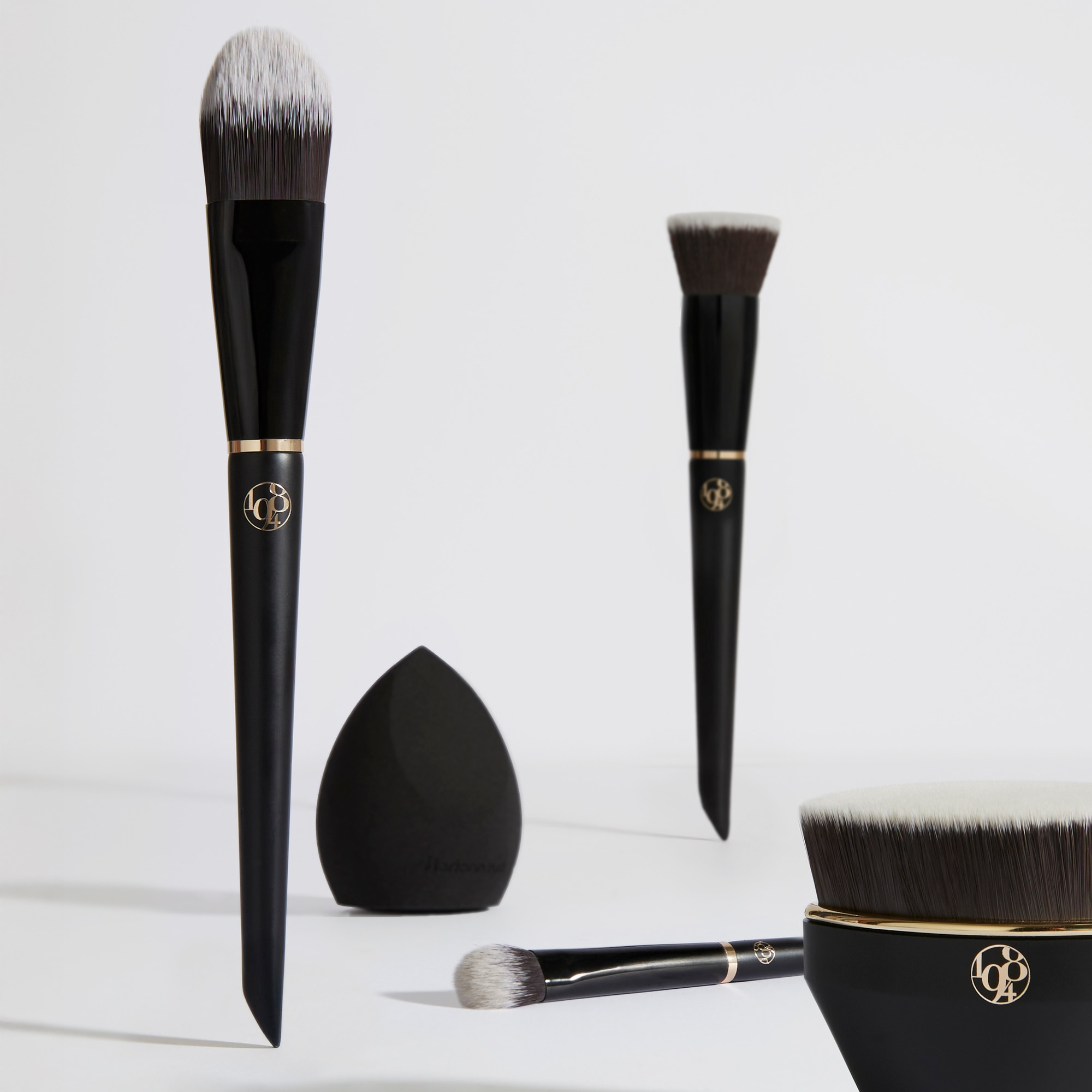 Štětec na péči a make-up