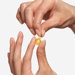 60 KS Elizabeth Arden ADVANCED CERAMIDE CAPSULES DAILY YOUTH EYE RESTORING SERUM Oční sérum  7 of 8 Oční sérum