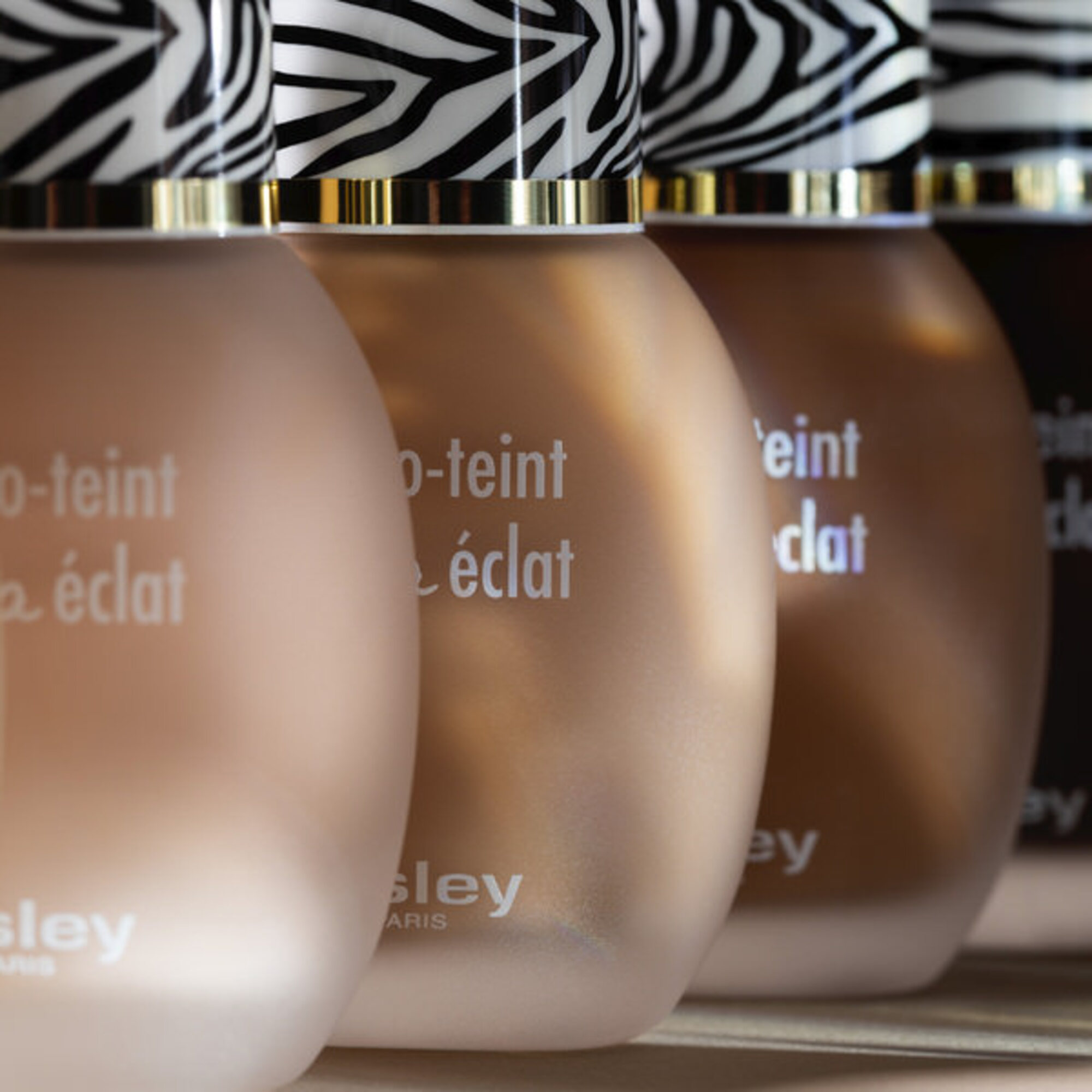 Sisley PHYTO-TEINT ULTRA ECLAT Rozjasňující make-up 1 of 3