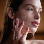 50 ML Sisley SUPREMŸA AT NIGHT THE SUPREME ANTI-AGING CREAM Noční regenerační péče proti stárnutí pro suchou pleť 7 of 8 Noční regenerační péče proti stárnutí pro suchou pleť