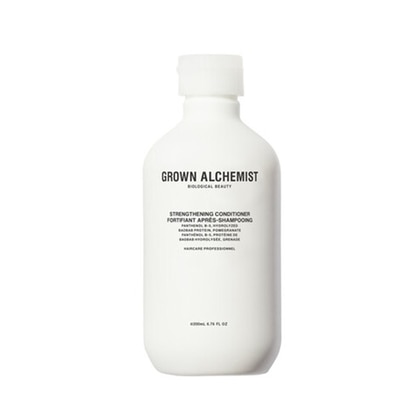 200 ML GROWN ALCHEMIST STRENGTHENING - CONDITIONER: PANTHENOL B-5, HYDROLZED BAO-BAB PROTEIN, POMEGRANATE Posilující kondicionér 1 of 1