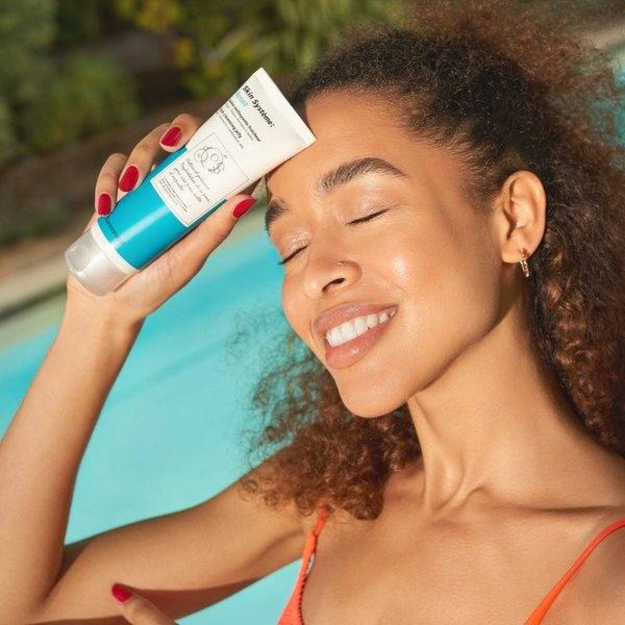 Pěnový čistící gel