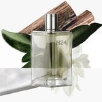  Hermès H24 Toaletní voda pro muže a náhradní náplň  4 of 5 Toaletní voda pro muže a náhradní náplň